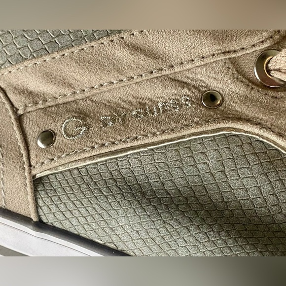 G by GUESS hi-top sneakers GGOPALL 12 womens sz 10 shoes gray tan streetwear EUC - Picture 10 of 14